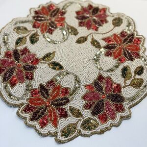 Cynthia Rowley Beaded Place Mat Poinsettias 14”